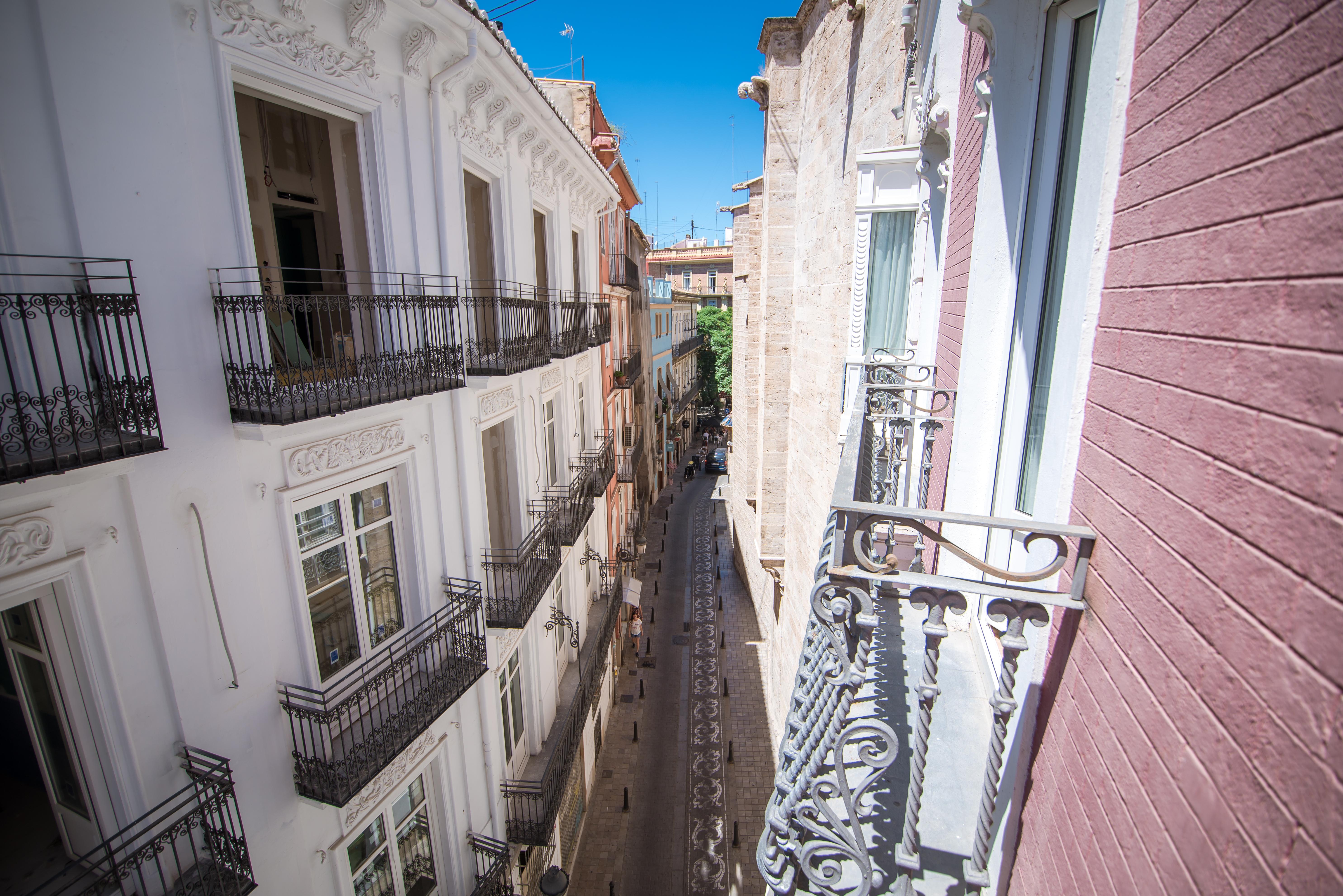 Petit Palace Plaza De La Reina Hotel Valencia Exterior photo