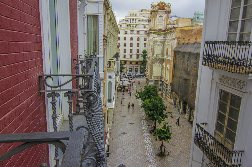 Petit Palace Plaza De La Reina Hotel Valencia Exterior photo